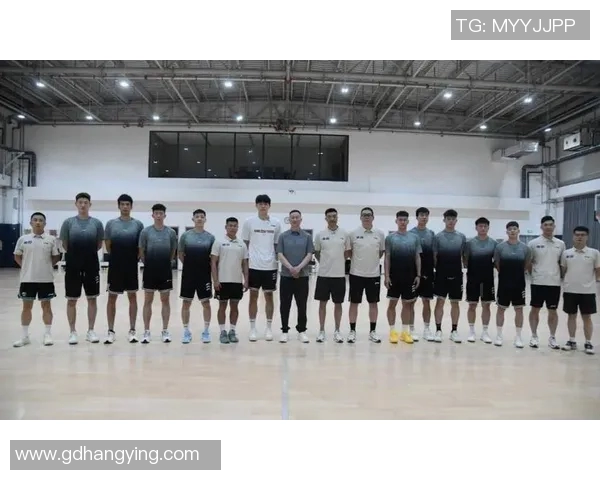 青岛男篮致谢各界支持全力助力杨瀚森追逐NBA梦想